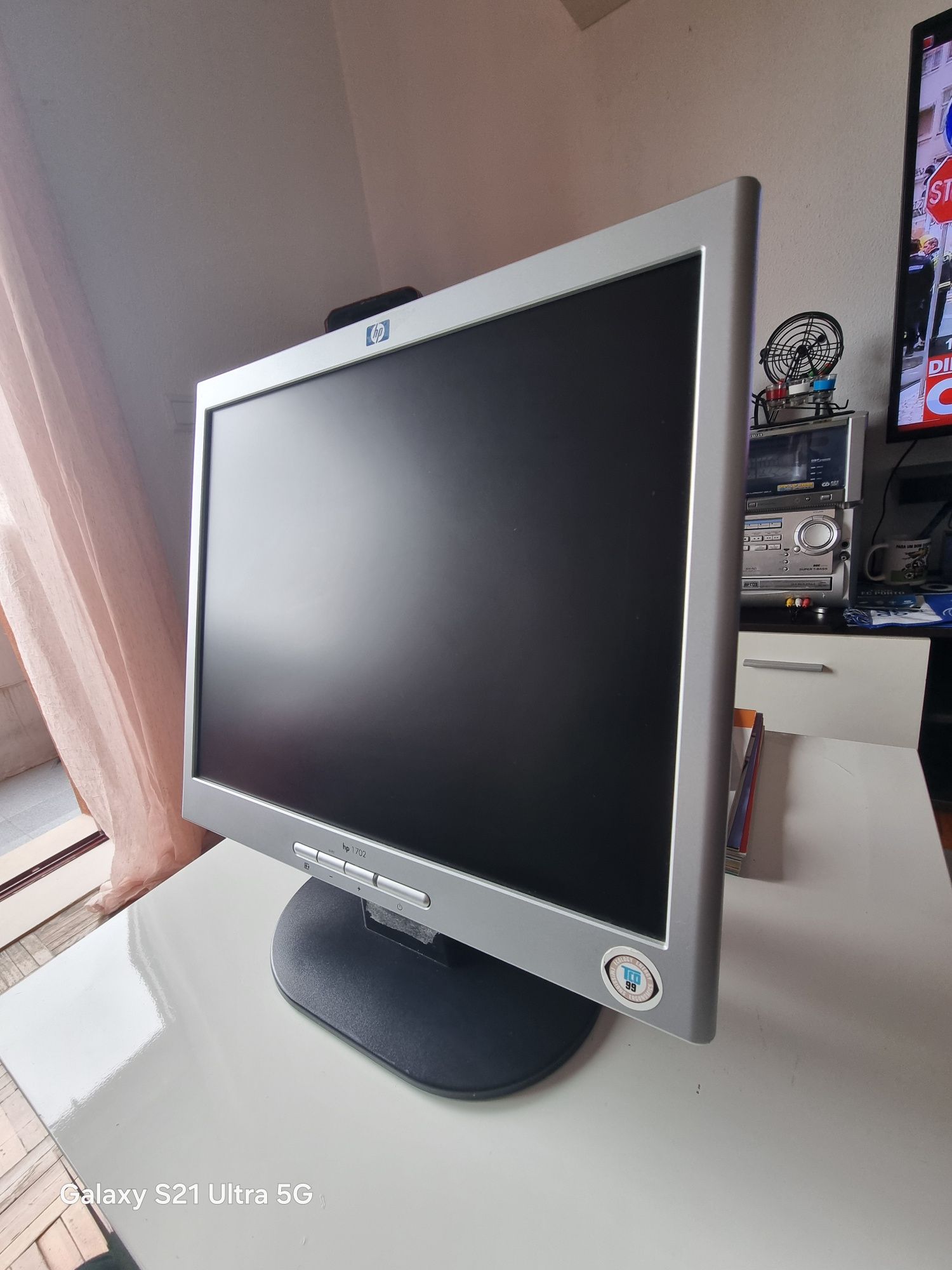 Monitor LCD, HP, Modelo: 1702, Ecrã de "17'' polegadas