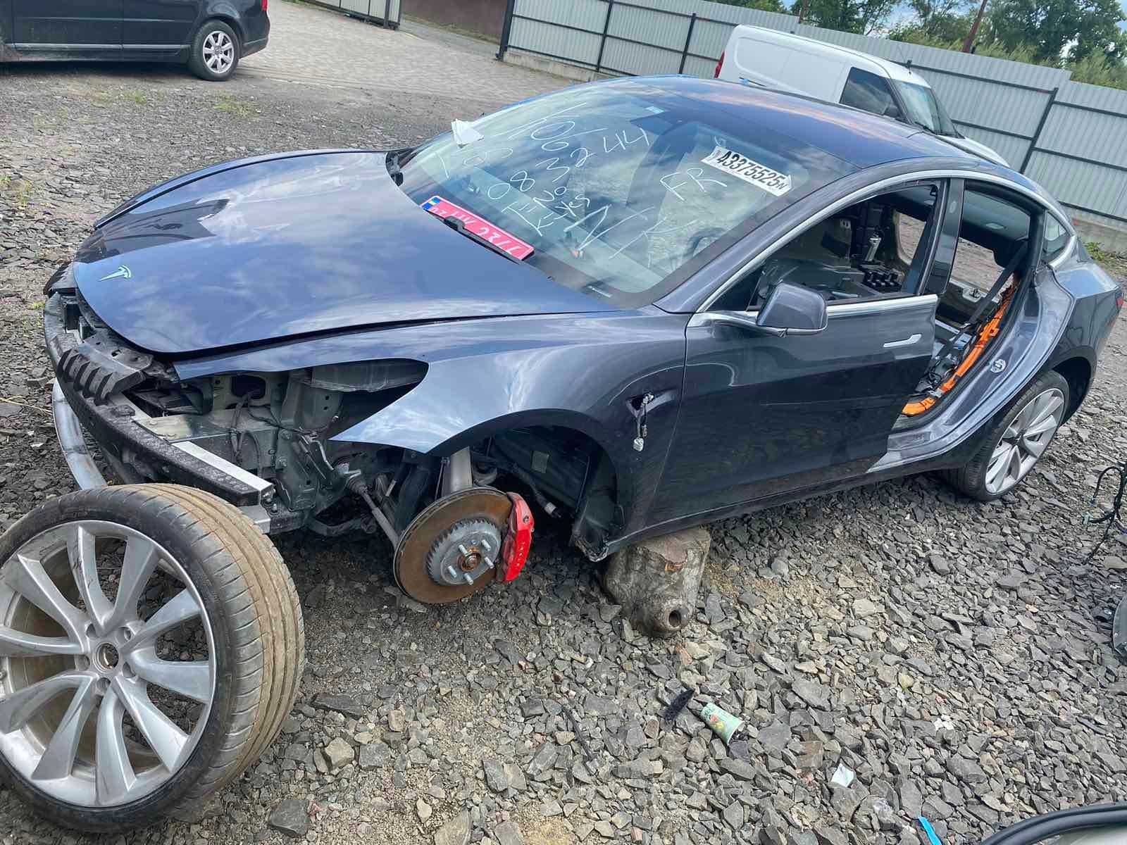 Диск ричаг цапфа Tesla Model 3 Performance