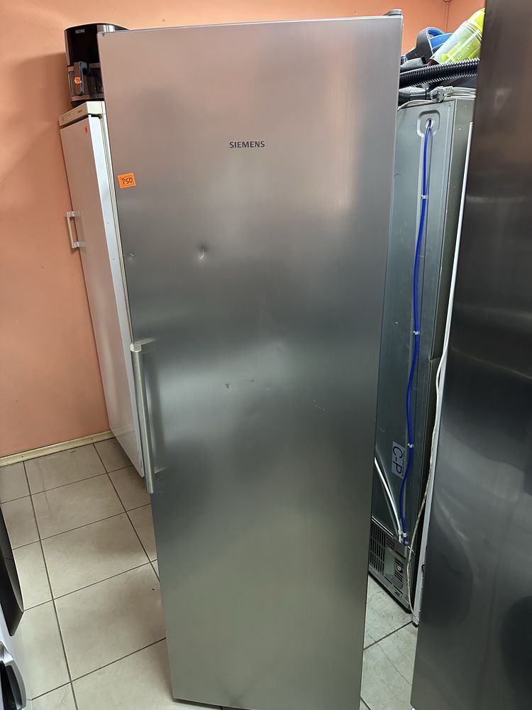 Холодильник Siemens
