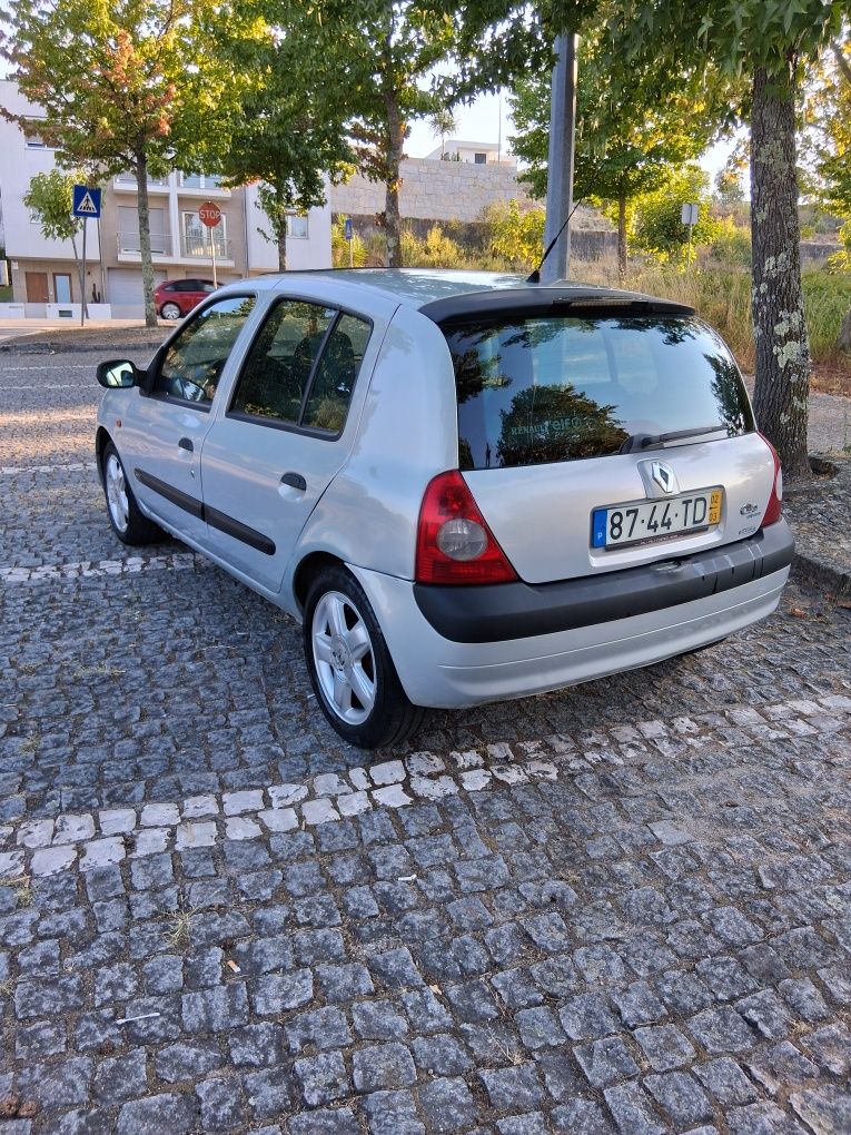 Renault clio 1.5 dci