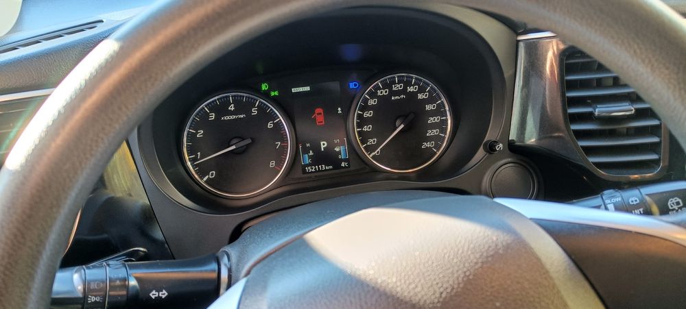 MITSUBISHI outlander 2013рік