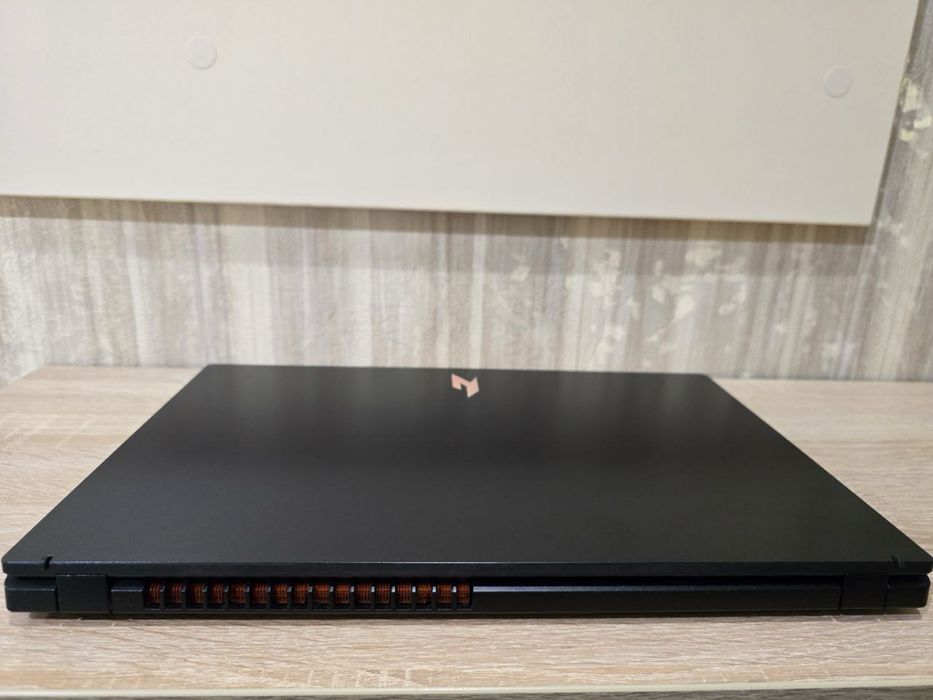 Ноутбук Acer Nitro V15 ANV-15-R7SU