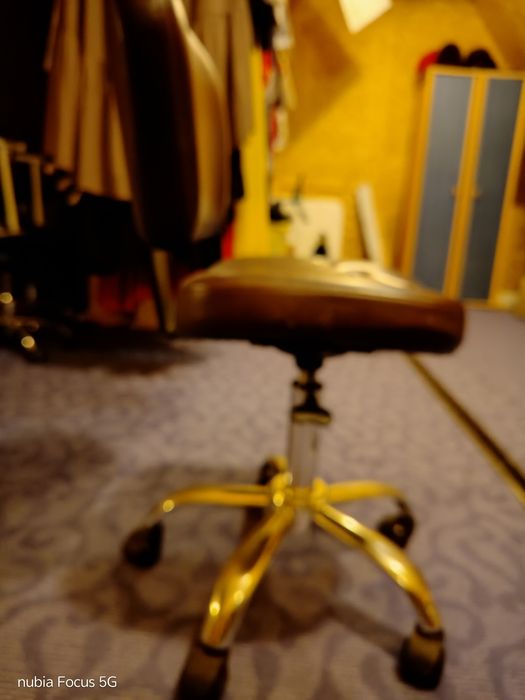 Кресло парикмахера