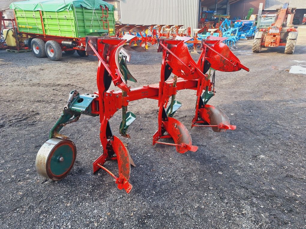 Pług 3 skibowy obrotowy Vogel Noot  M950 stan bdb 3x45 nie lemken