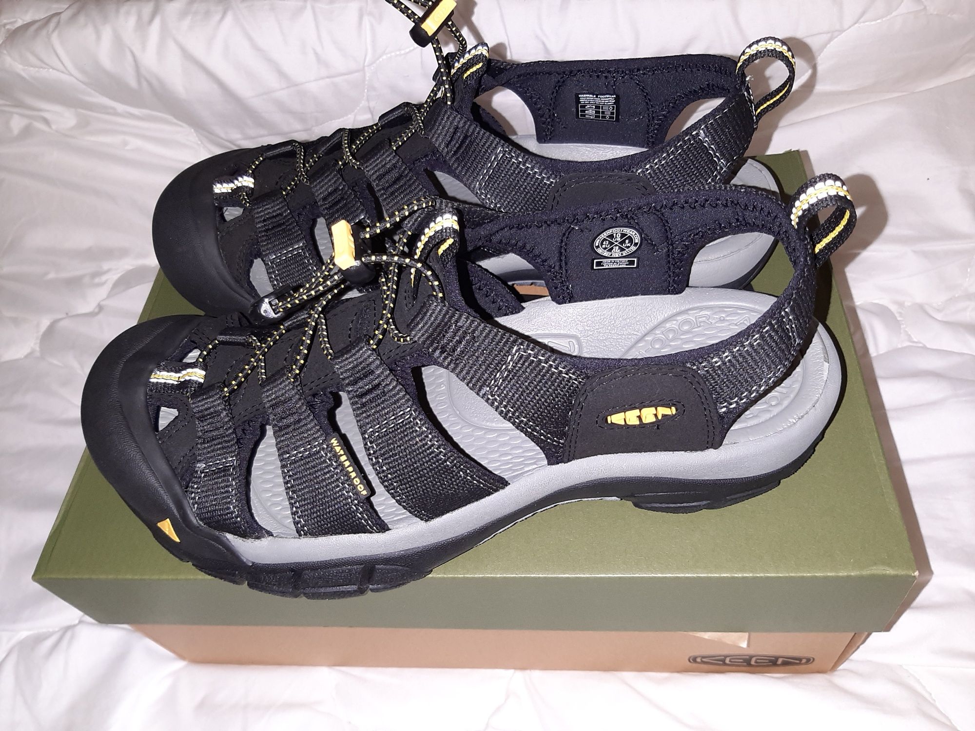 Продам KEEN newport H2,чоловічі сандалии,чорний колір.