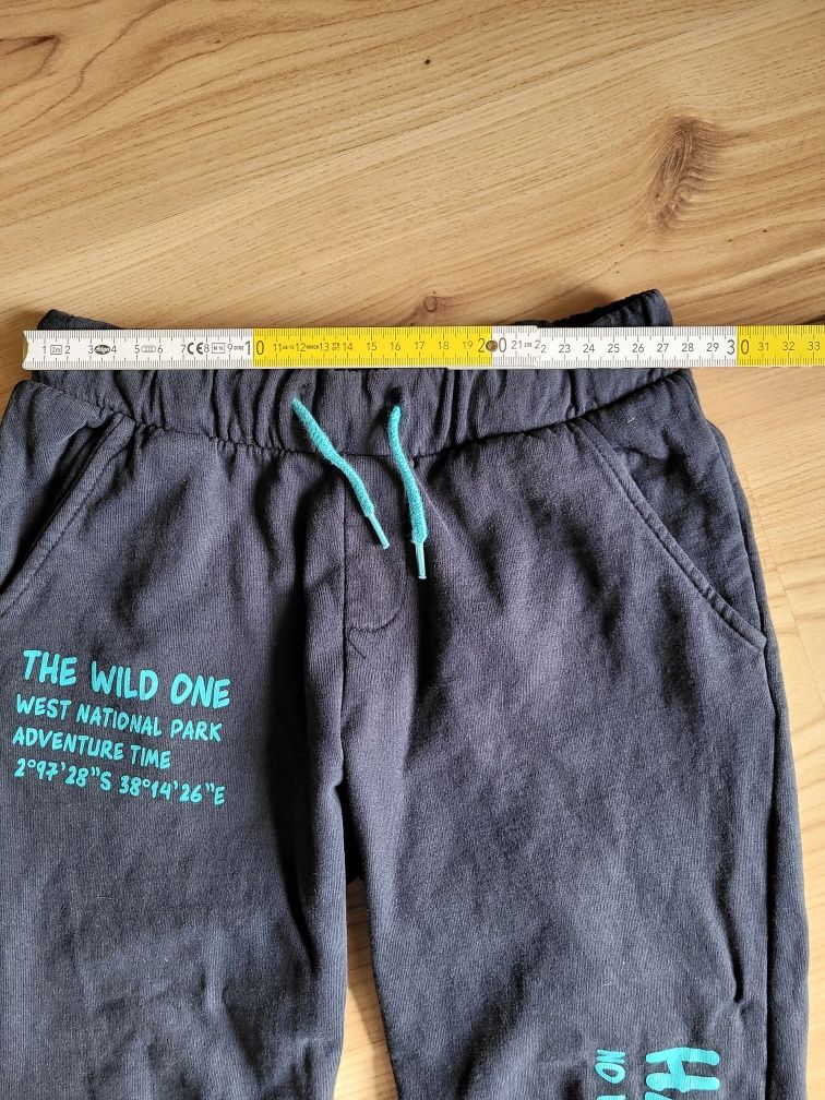 Spodnie dresowe chłopięce 128cm