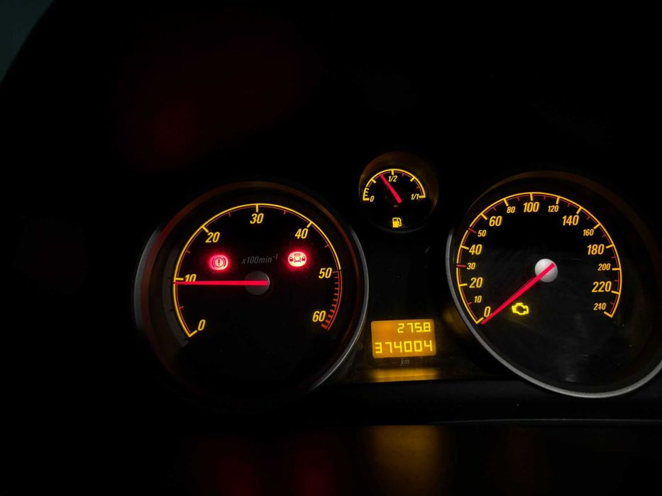 Opel Astra H GTC 1300