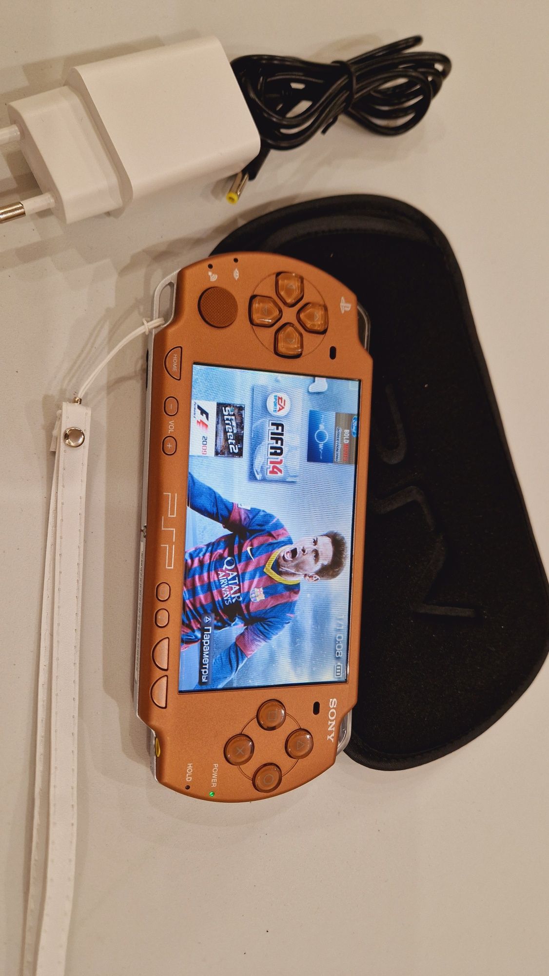 Sony PSP 2000 64гиг с играми 130шт