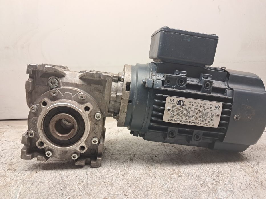 Okazja motoreduktor 0.55kw 93obr naped maszynki do mięsa