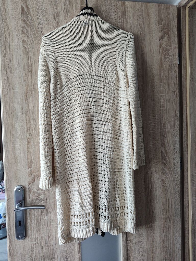 Długi sweterek damski