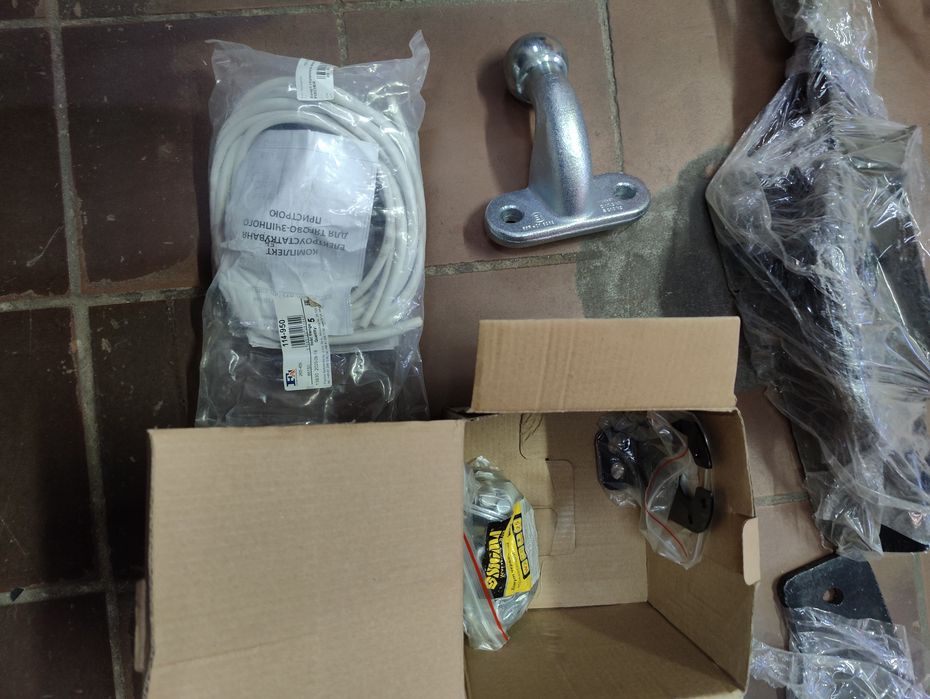 Фаркоп комплектный на prado 150