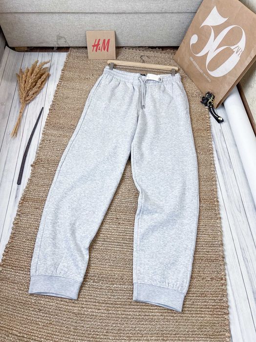 Чоловічі штани на флісі regular fit в різних кольорах H&M-Black Friday