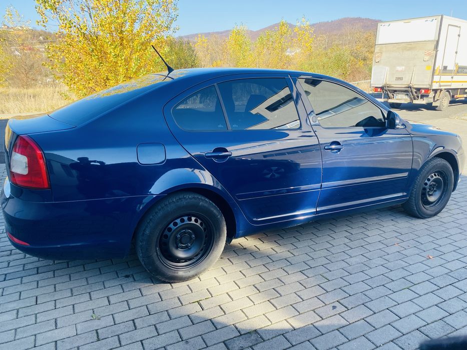Продам skoda octavia A5 1.6 TDI