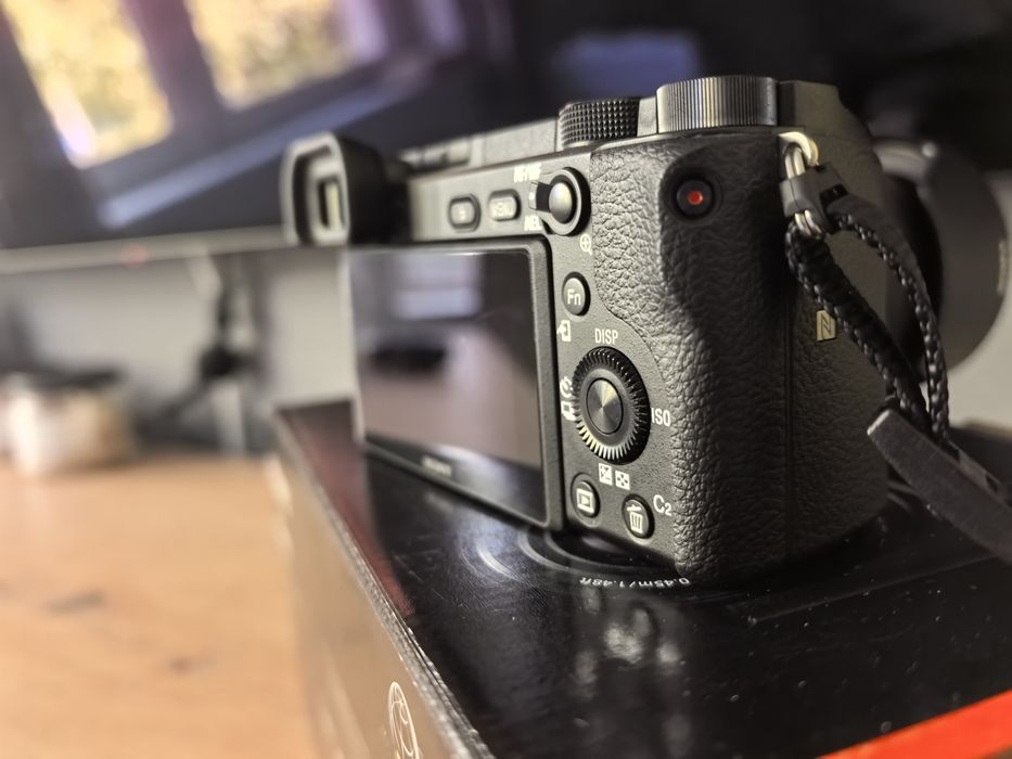 Aparat SONY A6400 + Obiektyw 18-135mm GWARANCJA 17.12.27