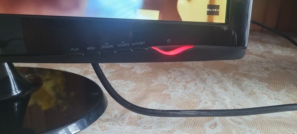 Monitor LG W2343T