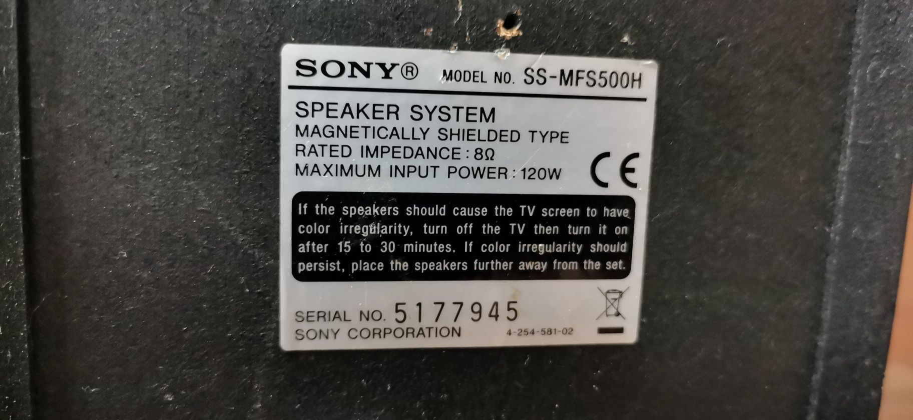 Amplituner Sony wraz z głośnikami 5.1