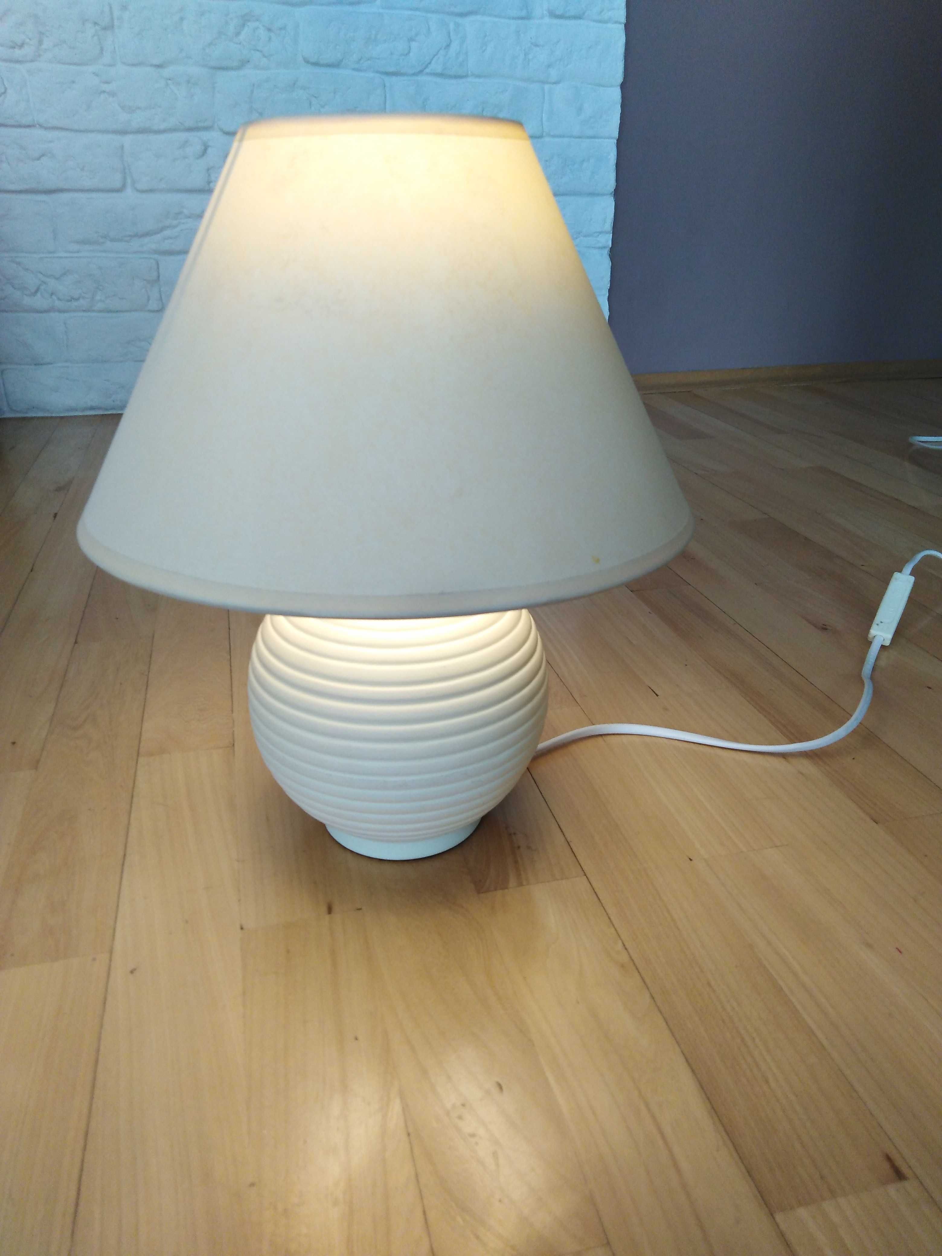 lampka stołowa okrągła stylowa