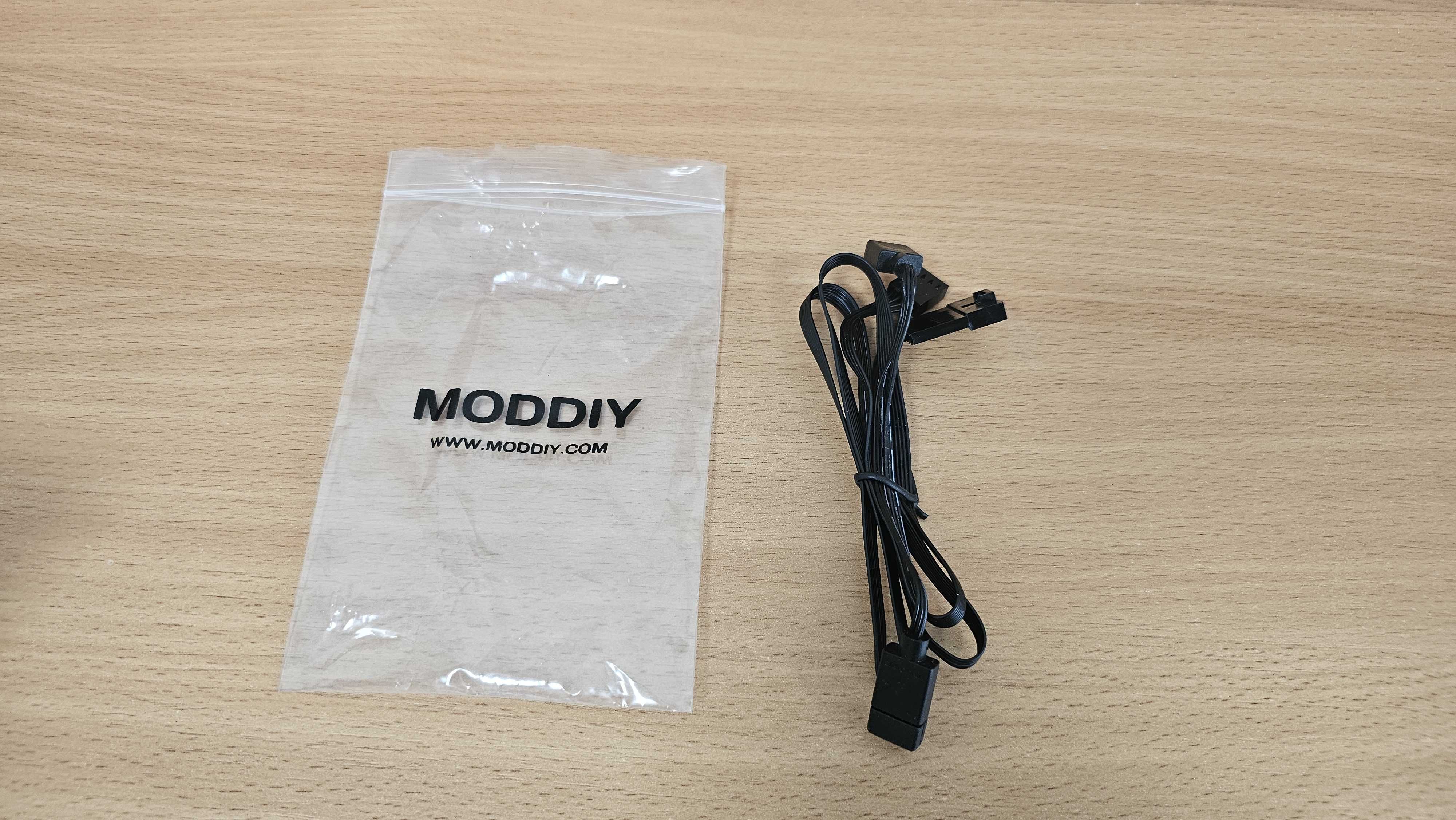 Adapter 7-Pin do 4-Pin PWM + ARGB dla Lian Li Uni Fan SL Infinity