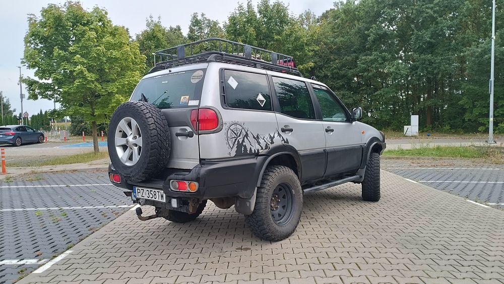 Nissan Terrano II 3.0