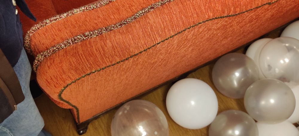 Móvel vintage vermelho