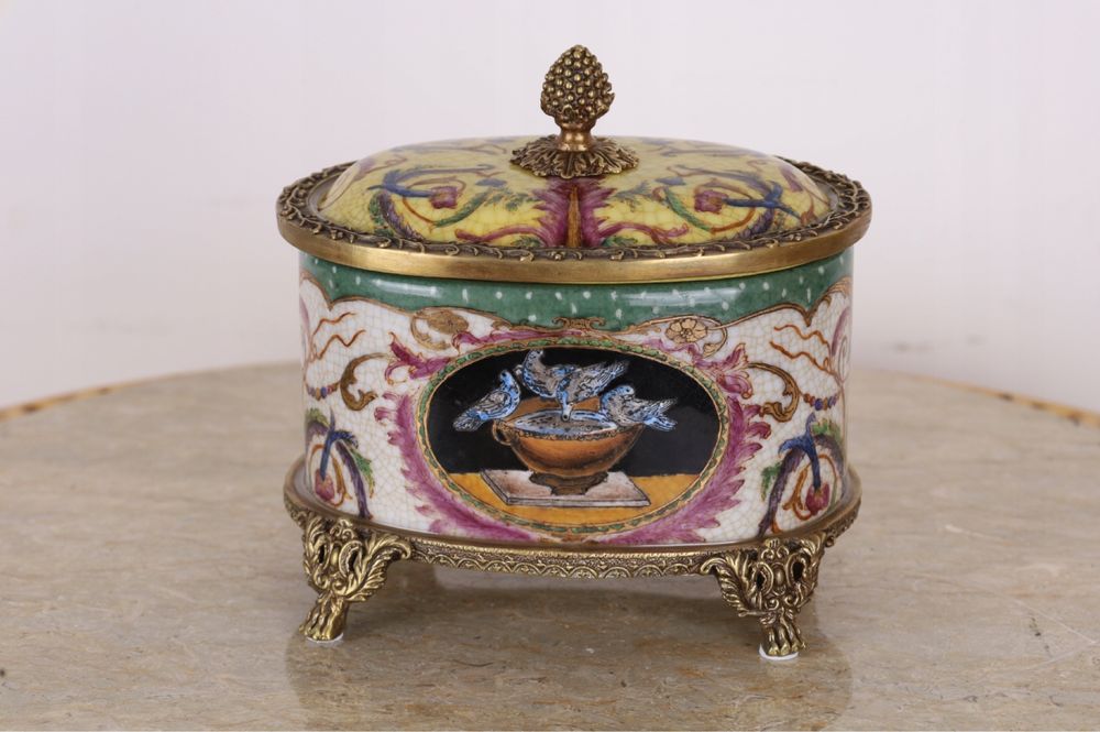 Антикварна порцелянова бронзова шкатулка бронза скринька  скарбничка