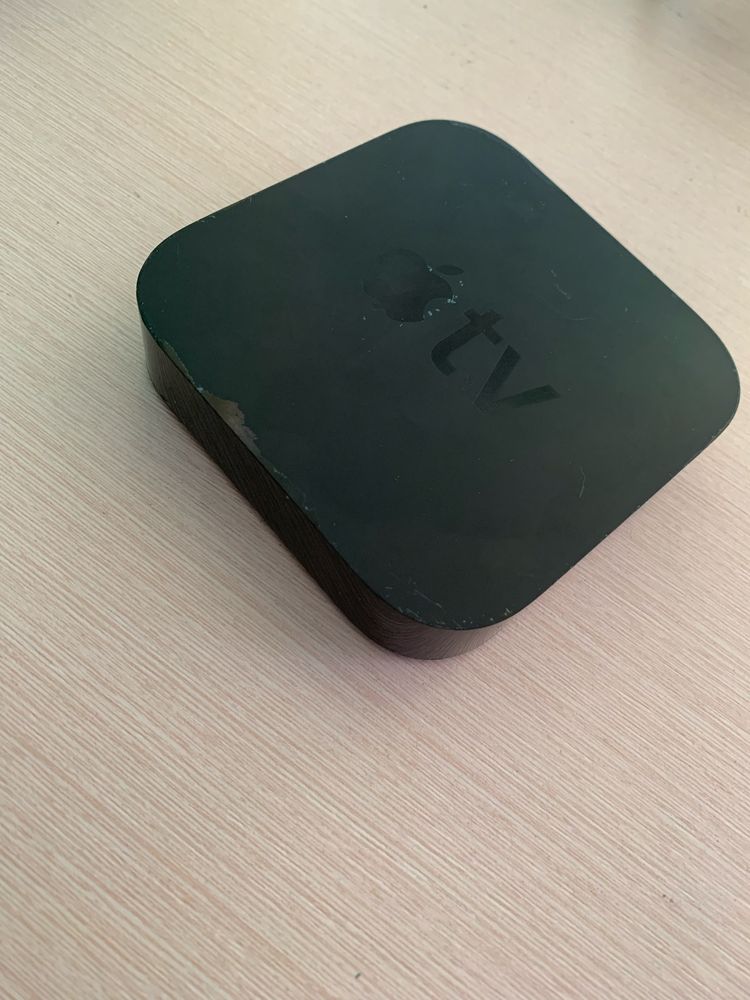 Apple TV a1469 з коробкою