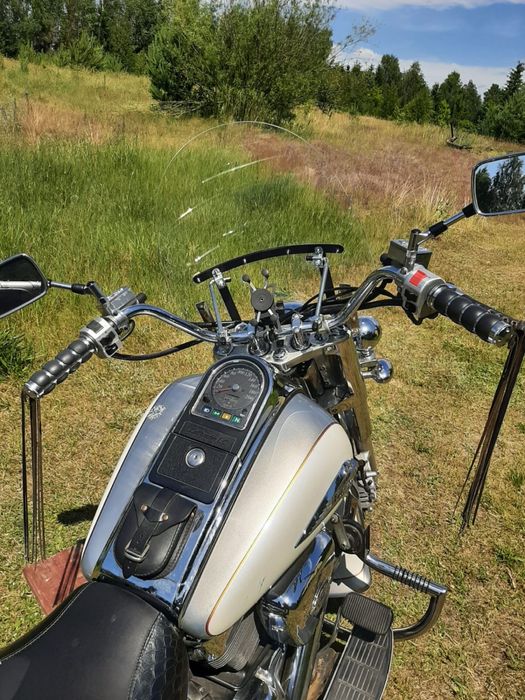 Piekny Suzuki INTRUDER