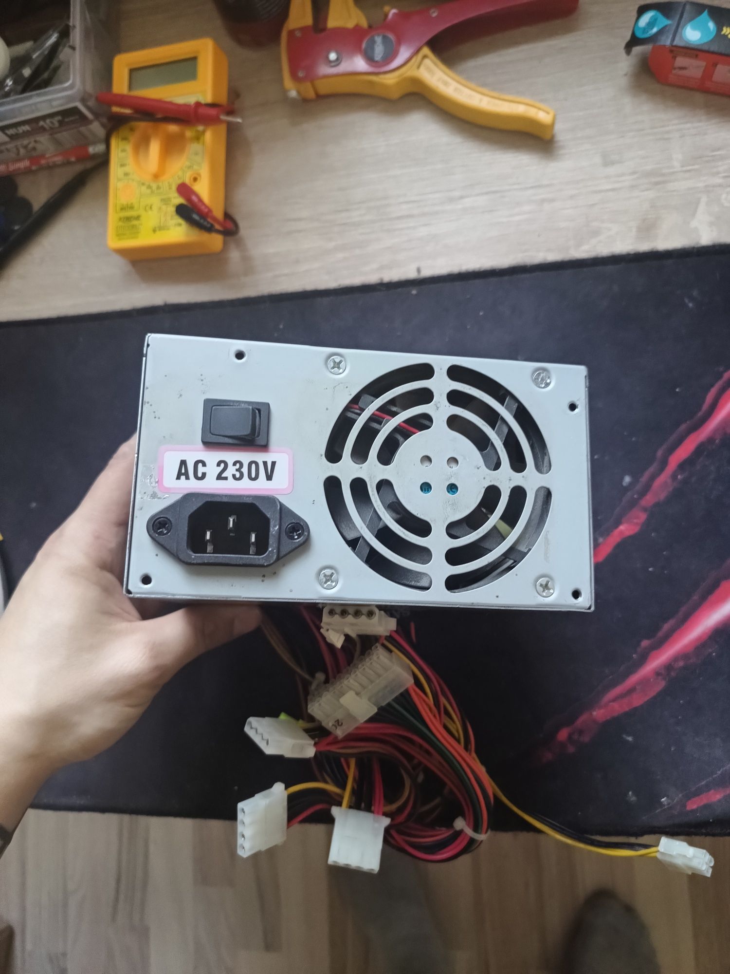 Zasilacz komputerowy 400W