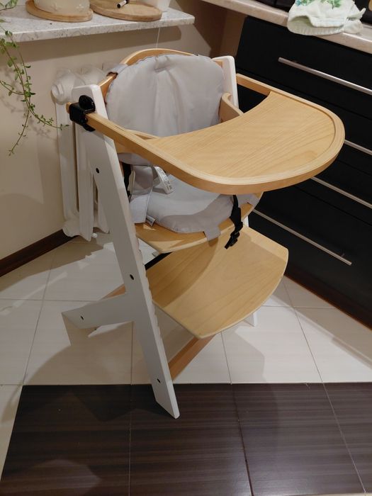 Kinderkraft Enock krzeselko do karmienia