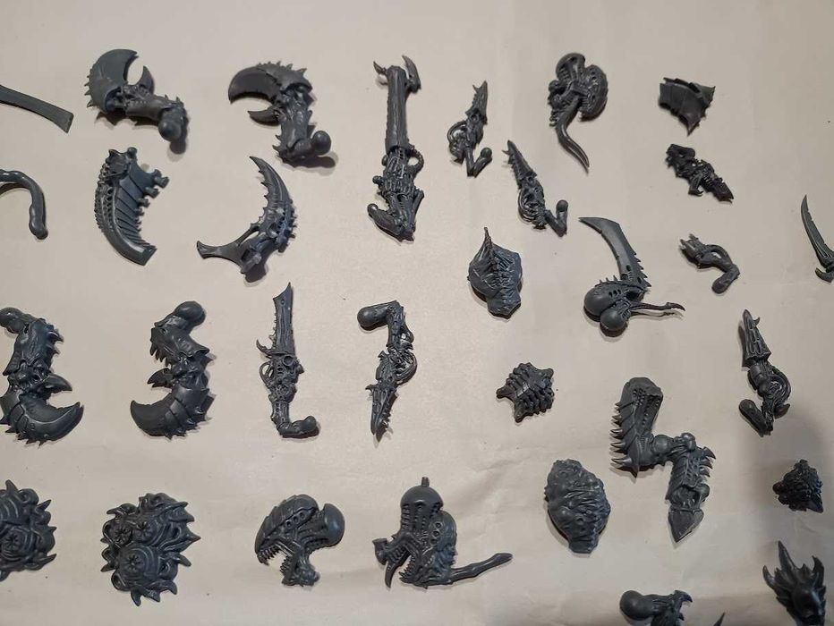 Sprzedam bitsy Tyranidów do Warhammera 40000