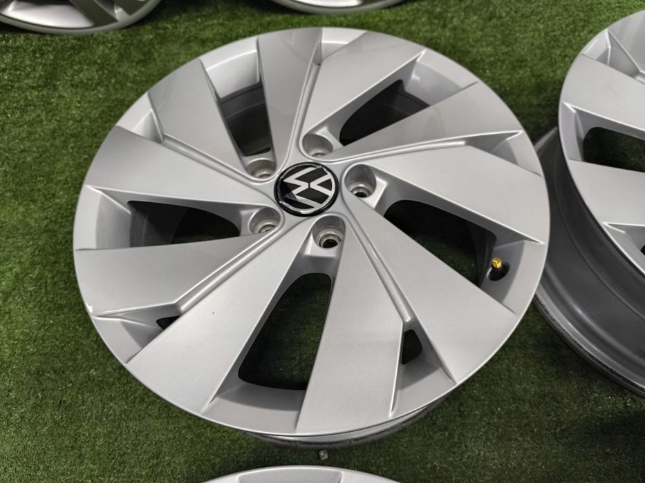 17" felgi 5x112 et46 VW Golf 6 7 8 Touran Caddy Seat Skoda Audi a3 GTI