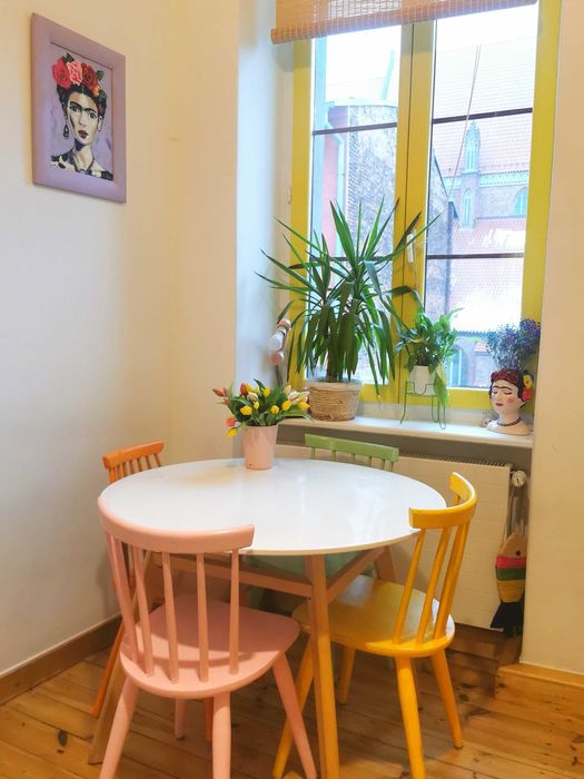 Stół okrągły biały drewno