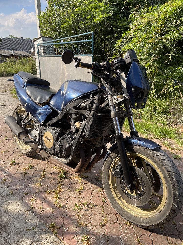 Продається мотоцикл Yamaha FZ750