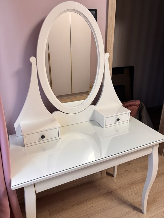 Toaletka Ikea Hemnes