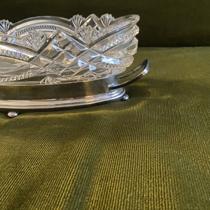 Centro de mesa em cristal e casquinha