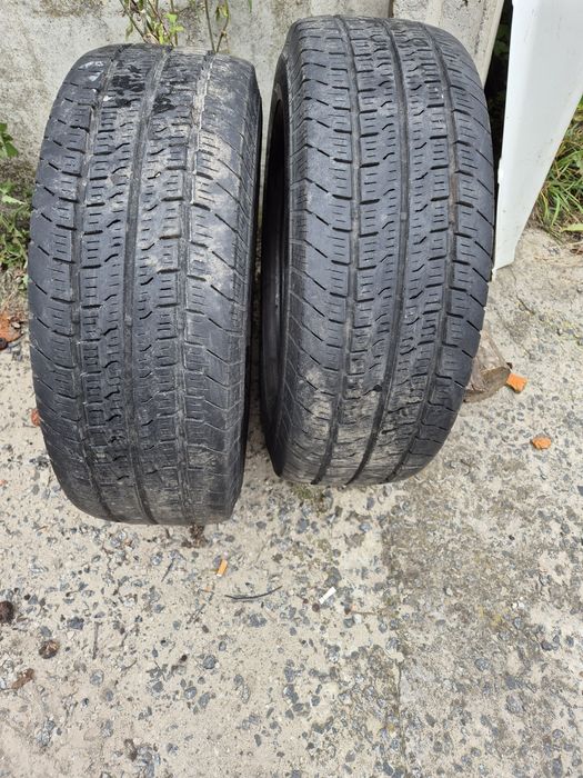 Продам пару шин в доброму стані