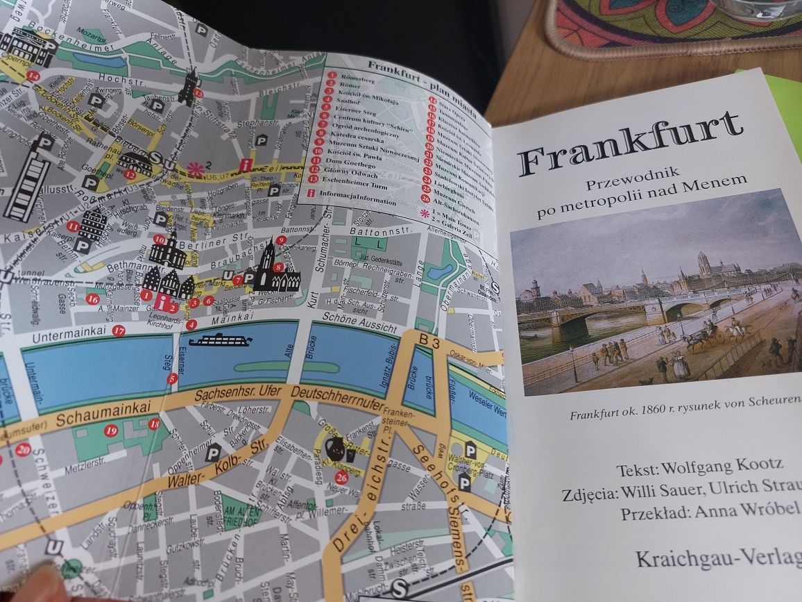 Przewodnik ze zdjęciami  Frankfurt