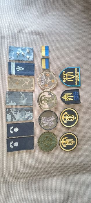 Комплект шевронов
