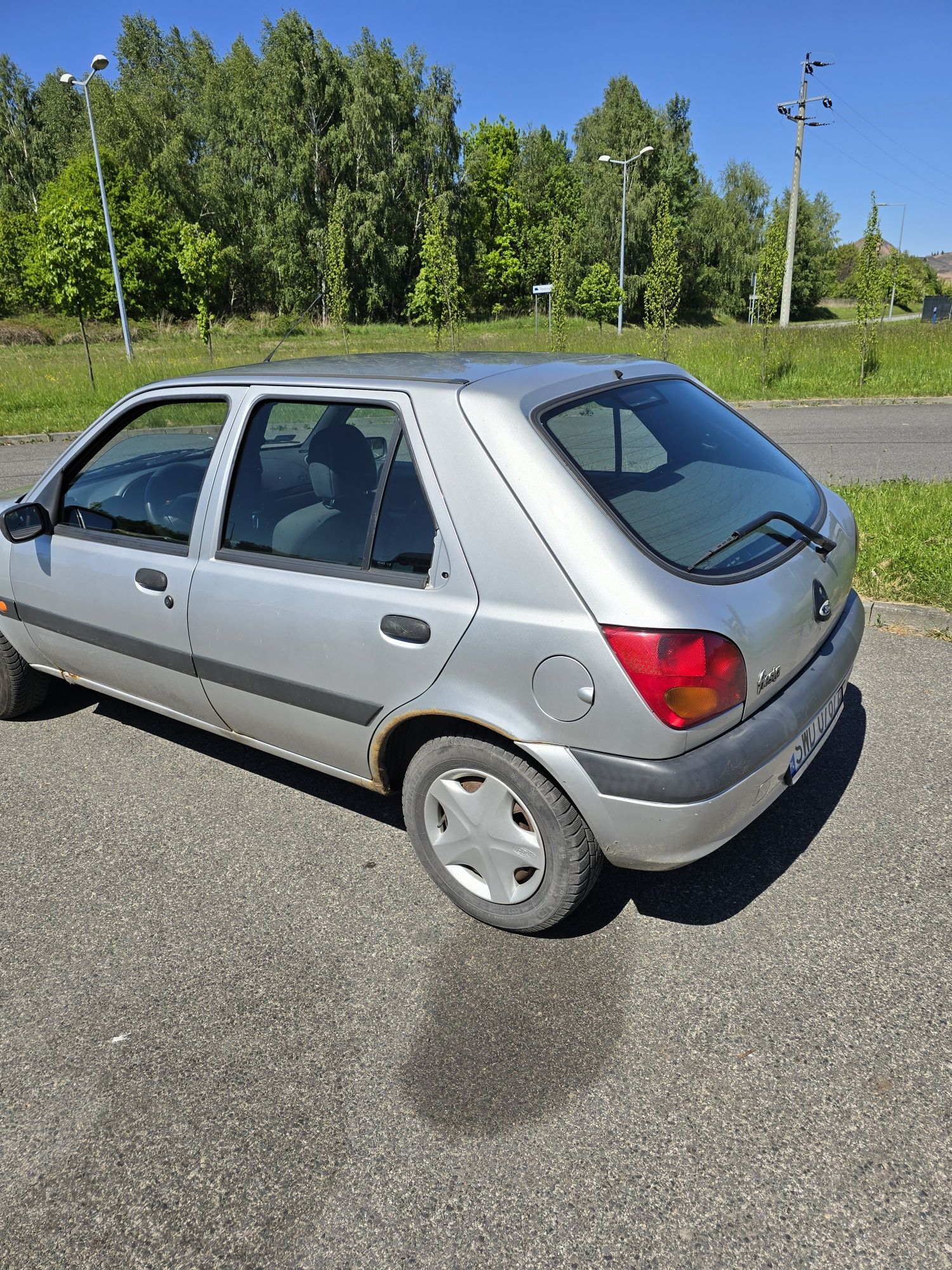 Sprzedam Ford Fiesta 1.3 2002r