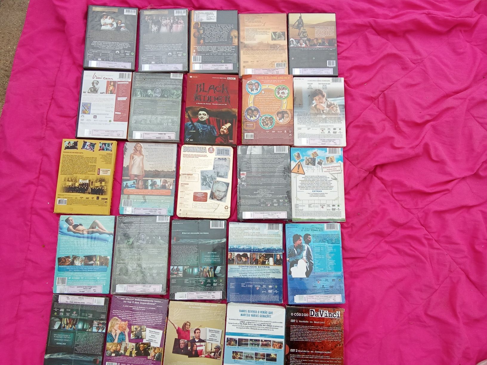 35 DVDs incluindo o padrinho 1 e 2