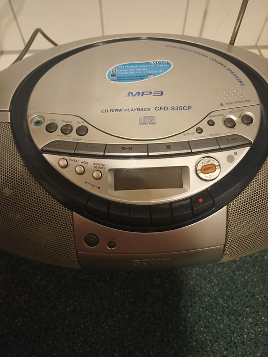 Продам бумбокс SONY