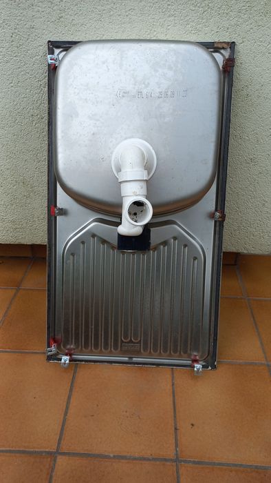 Zlewozmywak ze stali nierdzewnej z syfonami o wym. 78x42j