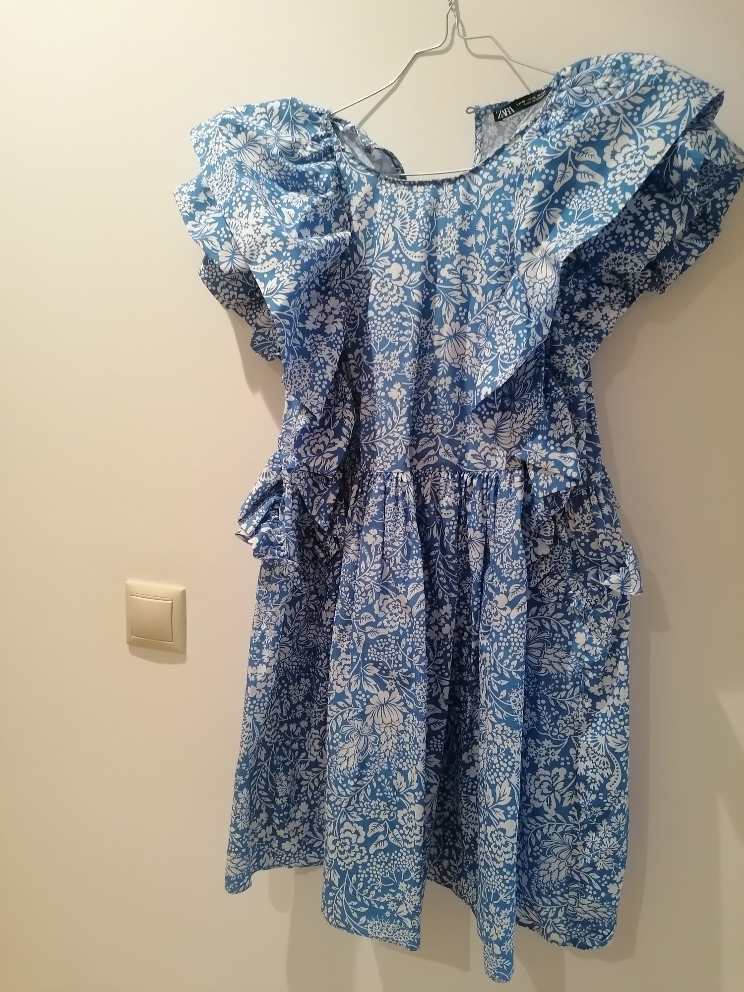 Vestido Zara novo