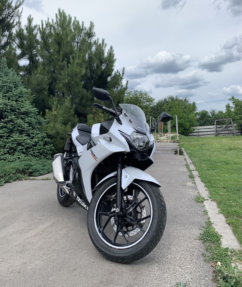 Suzuki GSX-R 250R 2018 року