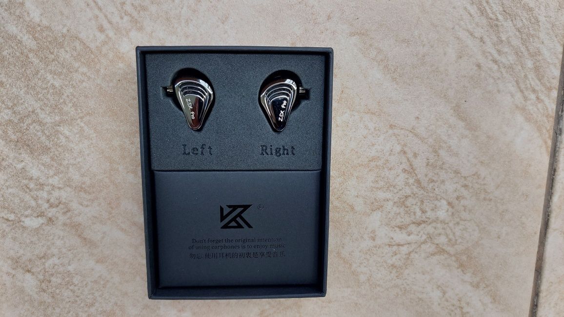 Nowe słuchawki KZ ZSX PRO 5BA 1DD kabel z mikrofonem