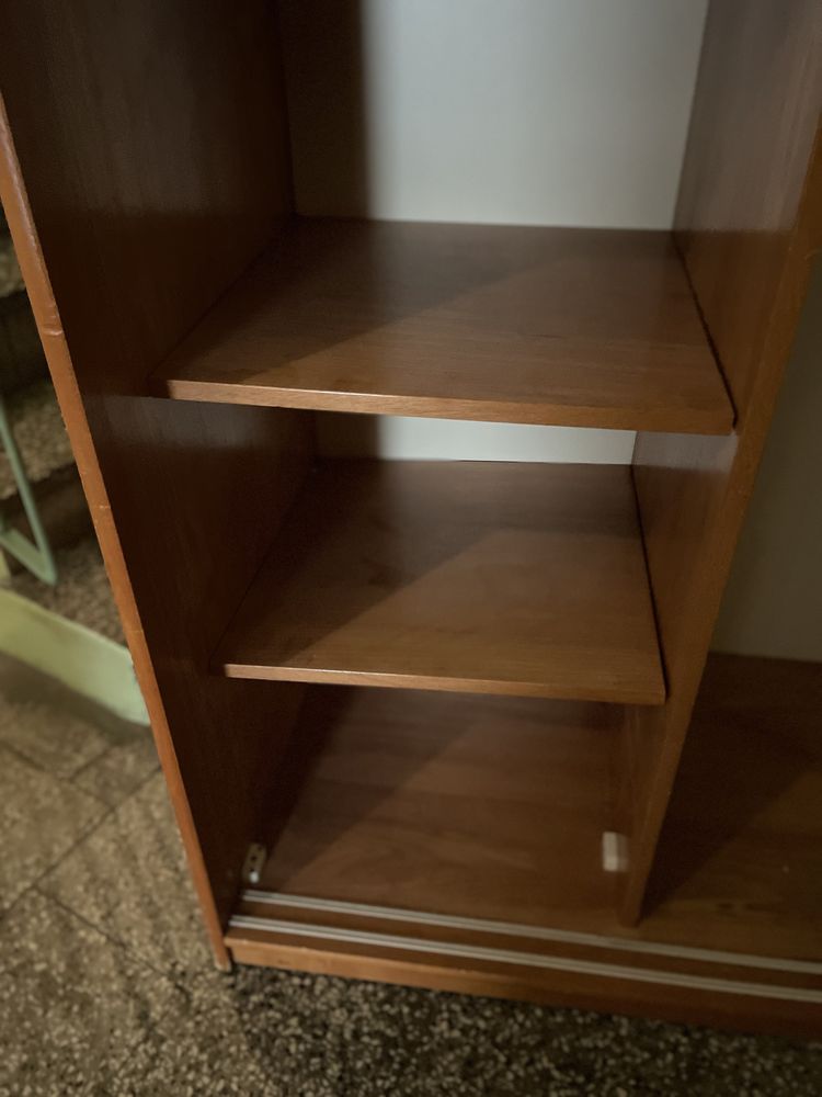 Sprzedam szafe z rattanu
