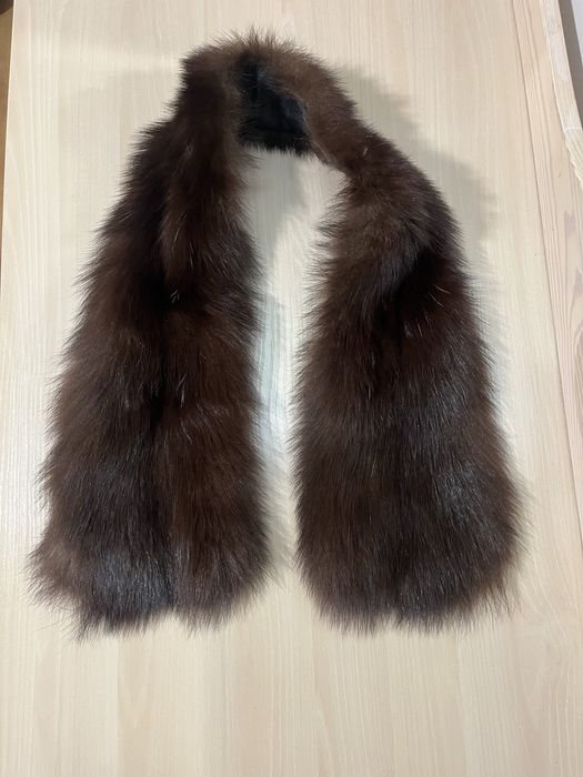 kołnierz szalik z futra naturalnego w kolorze czekoladowego brązu