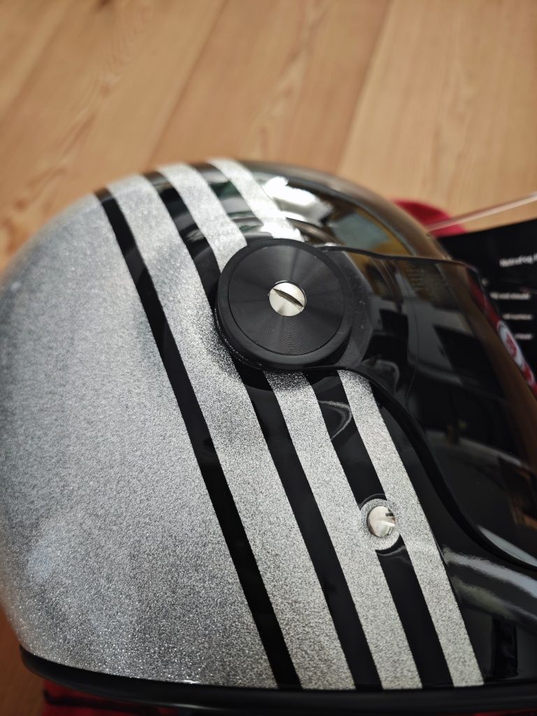 Capacete Bell Bullitt Deluxe  - Preto/Prateado Glitter silver