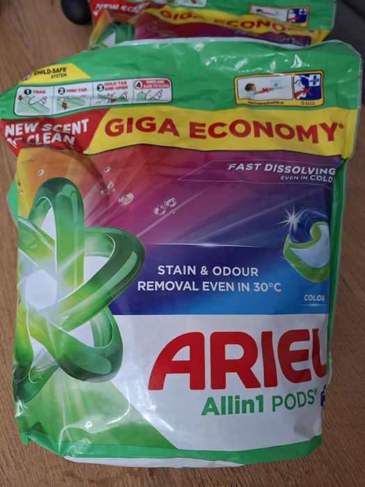 Kapsułki Ariel all in one pods 2 opakowania w sumie 140 sztuk