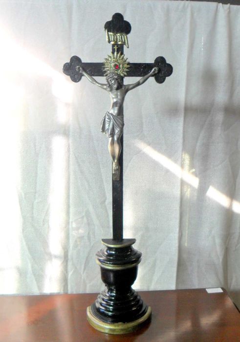Crucifixo Madeira / metal - 74 cms de altura